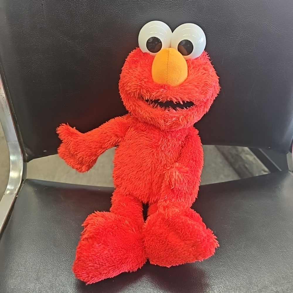 2011 Tickle Me Elmo Sesame Street Battery Checked! 14" Hasbro